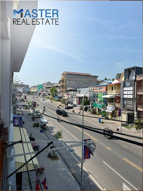 带2个停车位的店屋For Sale & Rent