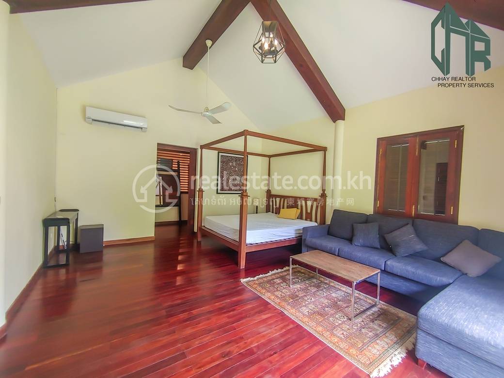 200 sqm Living Size Villa For Sale in Siem Reap