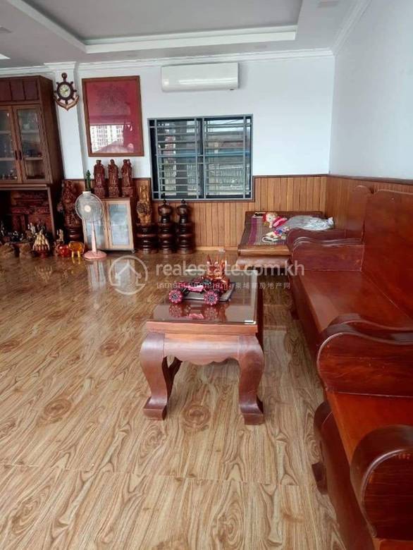 Building For Sale in Sihanoukville $800,000
