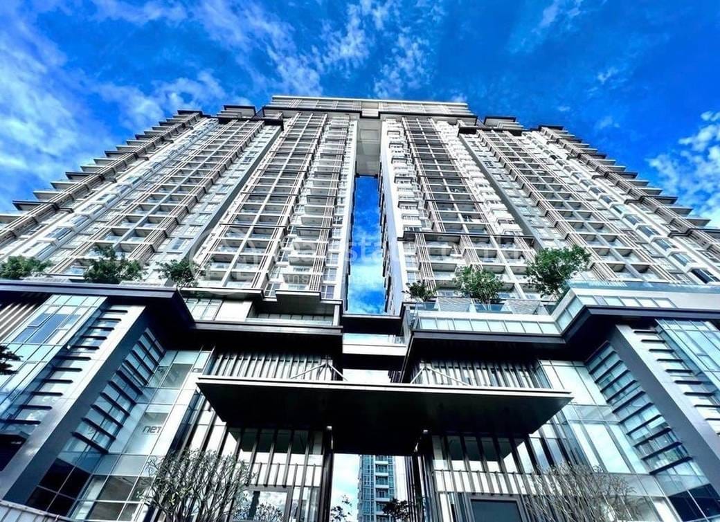 Condo For Rent in Chamkarmon $650