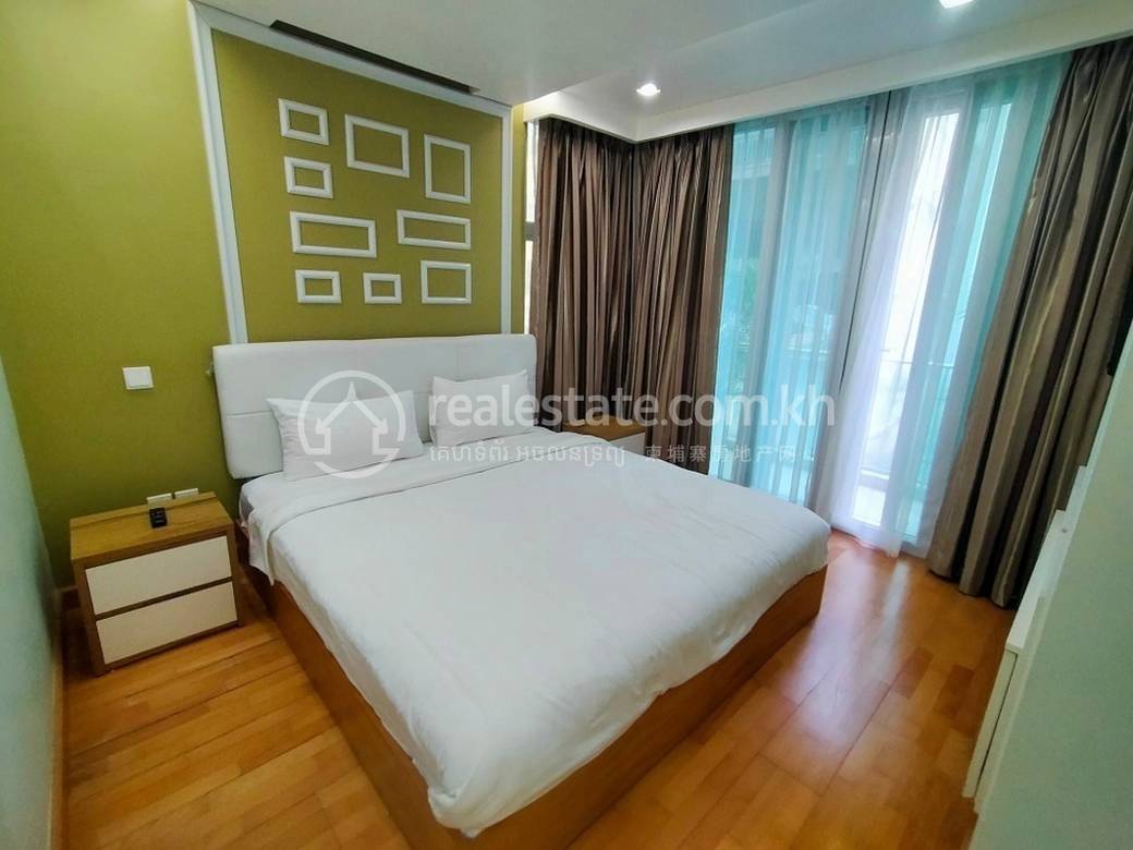 100 sqm Living Size Apartment For Rent in Boeng Keng Kang