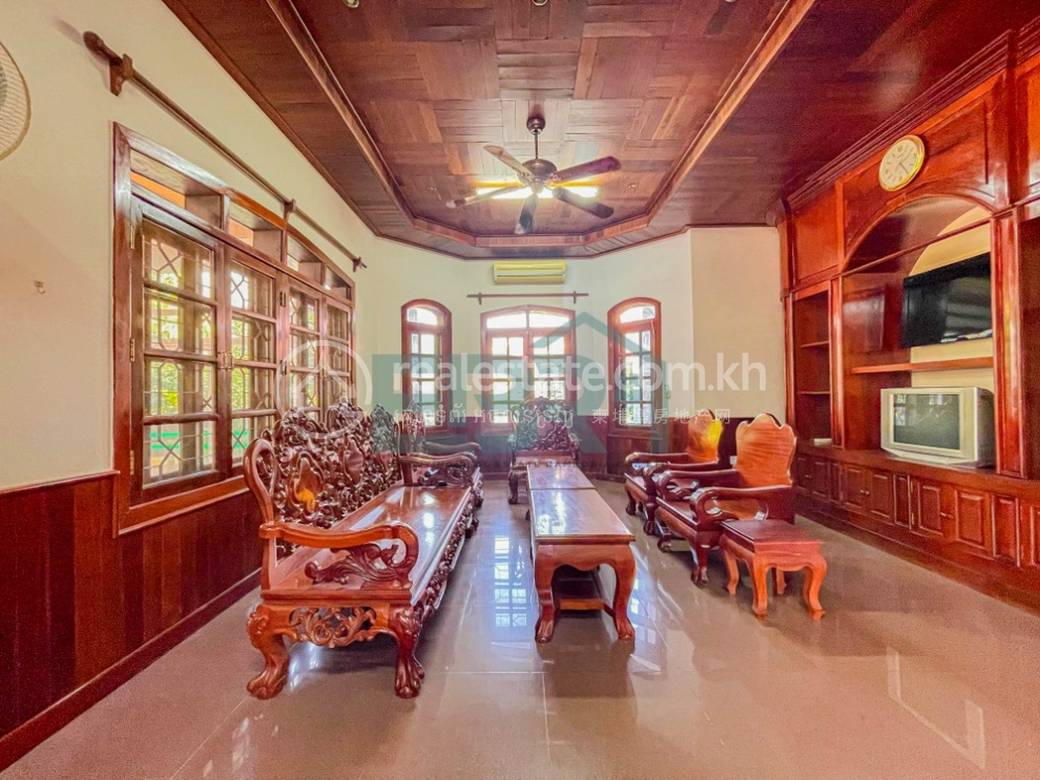 House and lot For Rent with 1 Parking Space