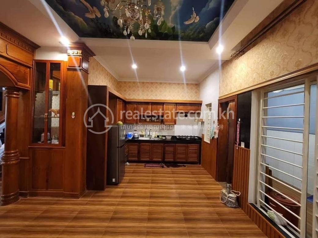 双子别墅出租，位于, 新金边, 森速区, 金边