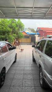 Lum 201, កំពង់សំណាញ់, តាខ្មៅ, កណ្ដាល