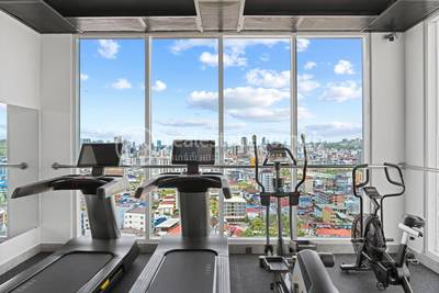 LZ Sea View Residences