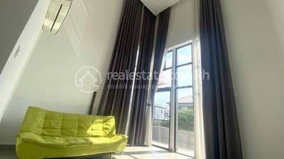The Park Land 598 | Chrang Chamres 2 Villa For Rent in Chrang Chamres 2