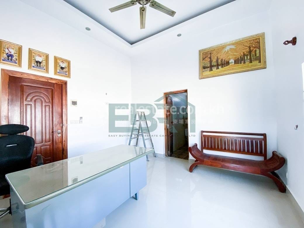 House and lot For Rent with 1 Parking Space