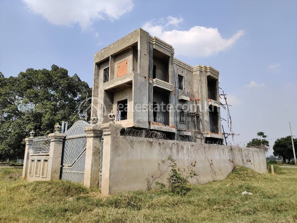 Kandal StuengHouse and lot出售，位于Kandal Stueng