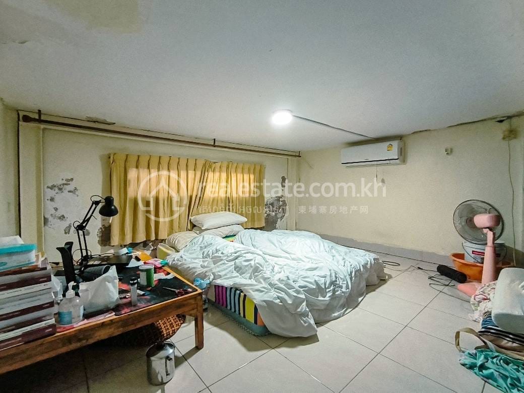 Daun Penh套房出售，价格$917,000