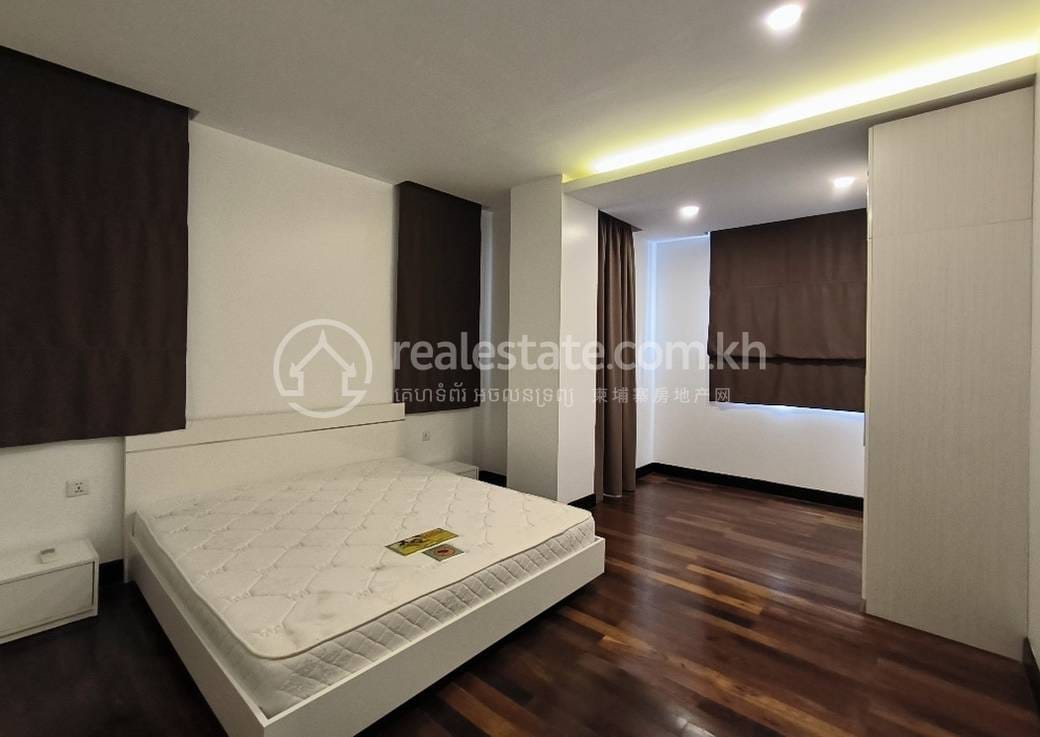 Daun Penh Apartment For Rent in Daun Penh