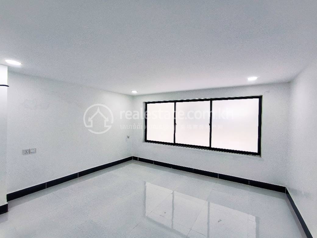 64 sqm Land Size Building For Sale & Rent for $650,000