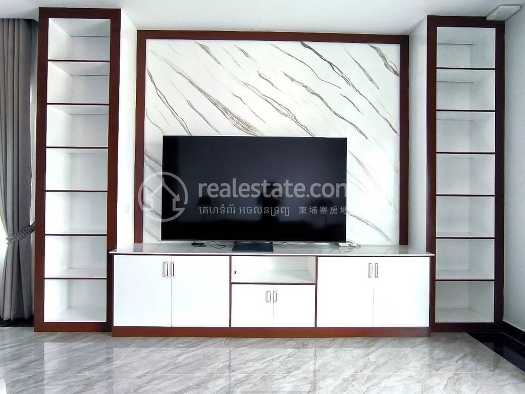 Penthouse For Rent in Boeng Keng Kang $4,000