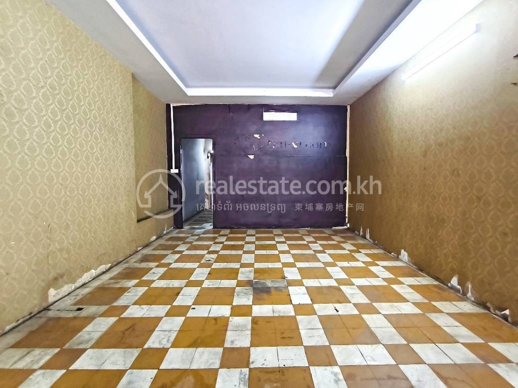 Shophouse Na prodej in Boeng Keng Kang $700,000
