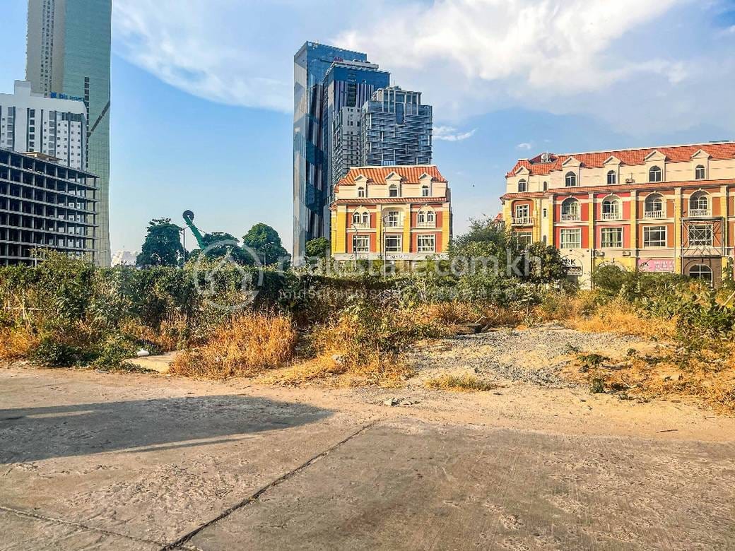 Tonle Bassac Pozemky For Sale & Rent in Tonle Bassac