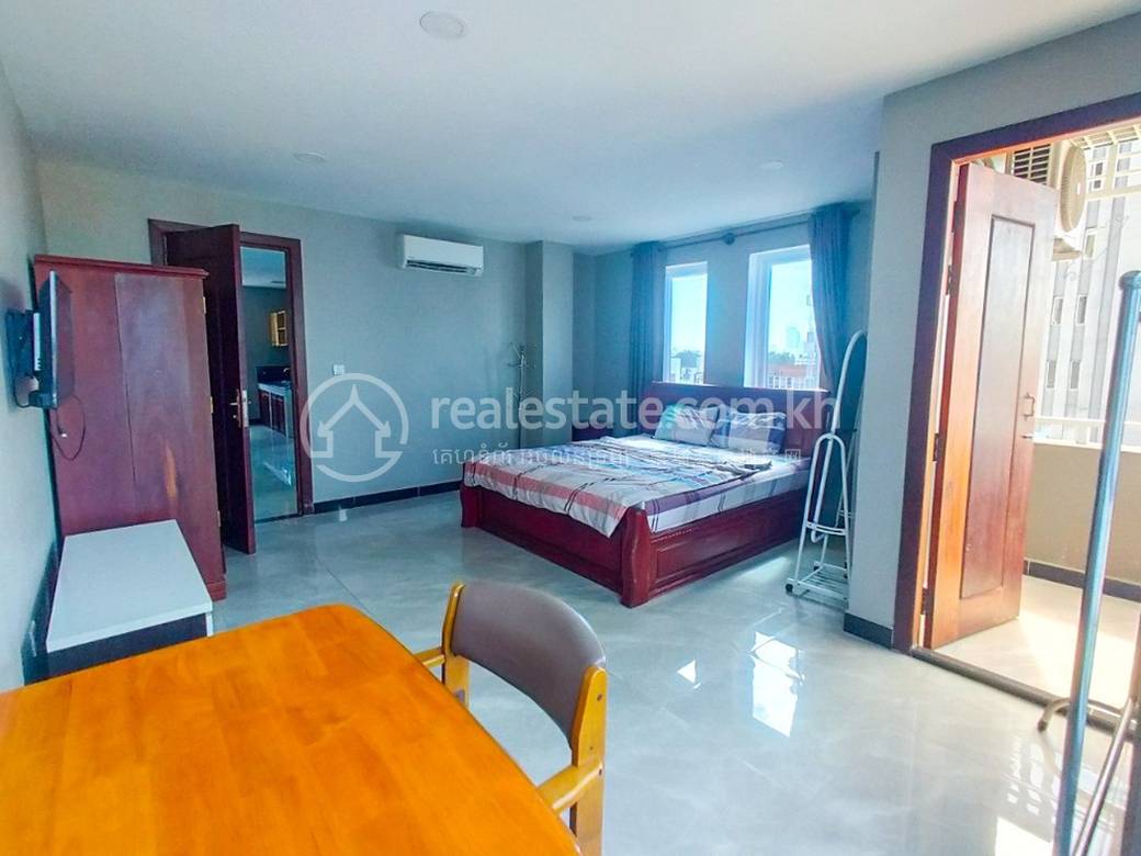 Apartment For Rent in Daun Penh $300