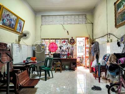 Chey Chumneah, Daun Penh, พนมเปญ