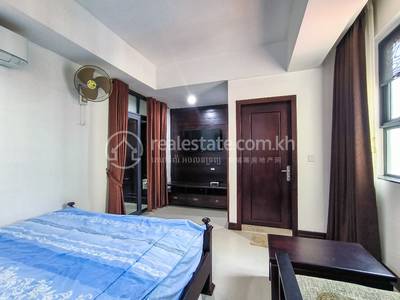 Boeung Prolit, 7 Makara, Phnom Penh