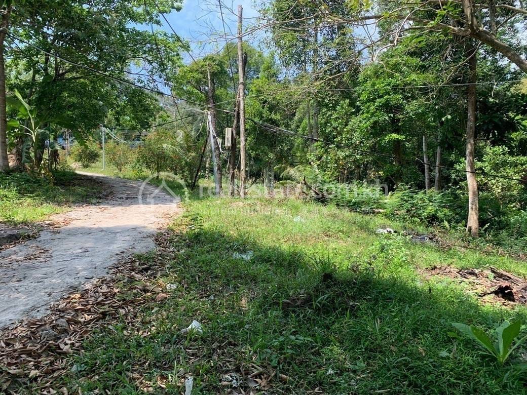 Lot สำหรับขาย ใน Koh Rong $5,996,900