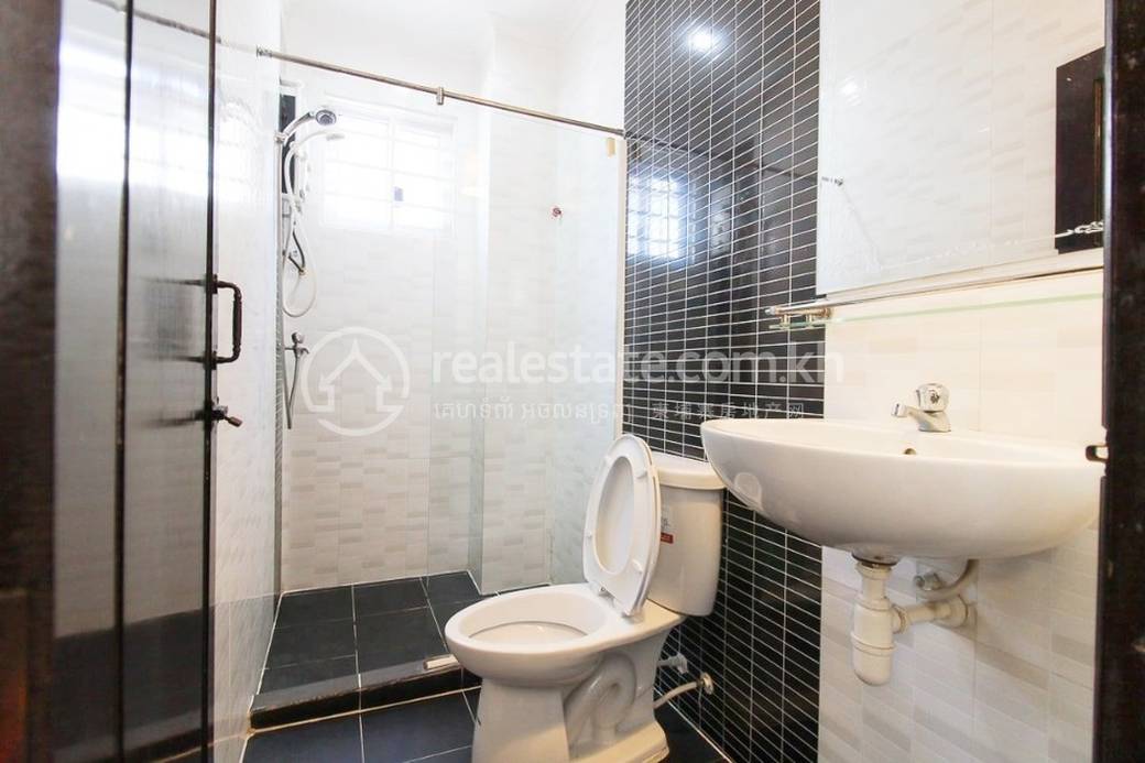 Chamkarmon Apartment For Rent in Chamkarmon