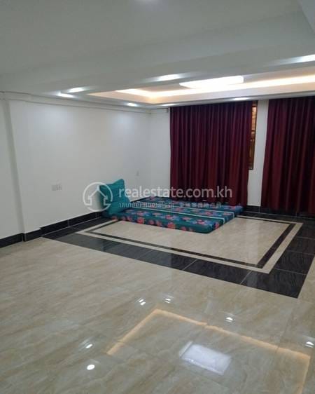 Maison mitoyenne À vendre à Toul Tum Poung 1, Chamkarmon, Phnom Penh