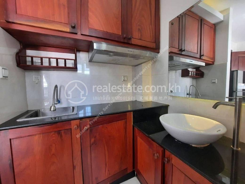 អាផាតមិន សំរាប់ជួល នៅToul Kork តម្លៃ $350