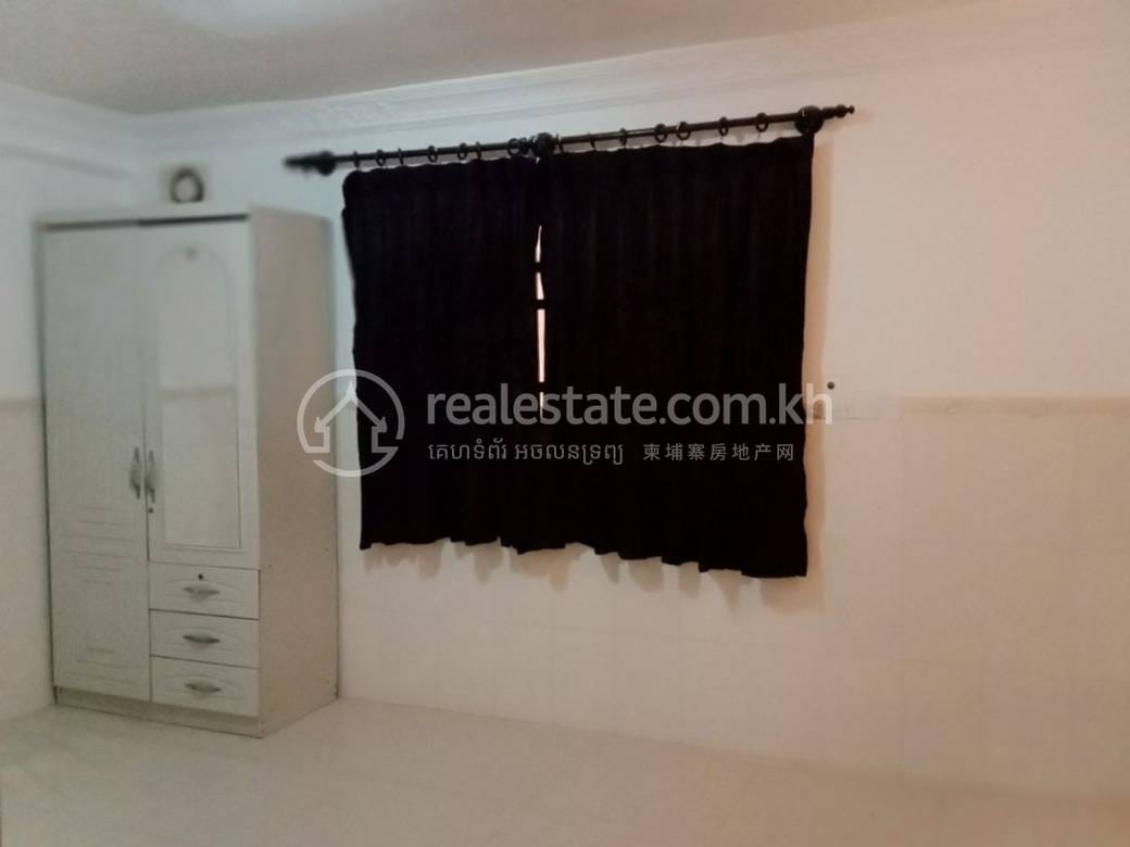 MeancheyHouse and lot出租，价格$350