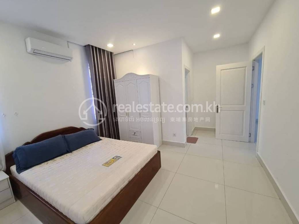 Vila K pronájmu in Sen Sok $3,500