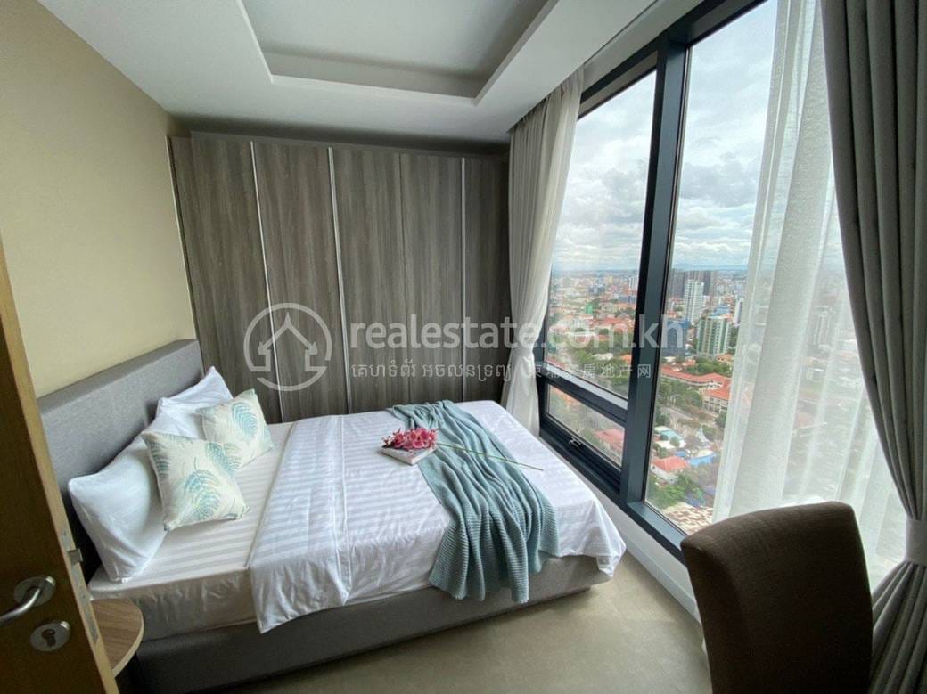 Condo K pronájmu in Chamkarmon $2,910