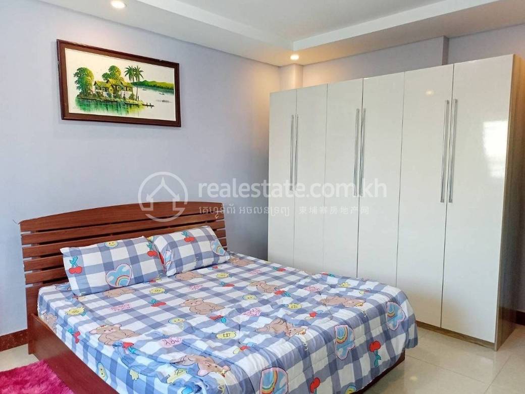 Zařízeno Condo K pronájmu