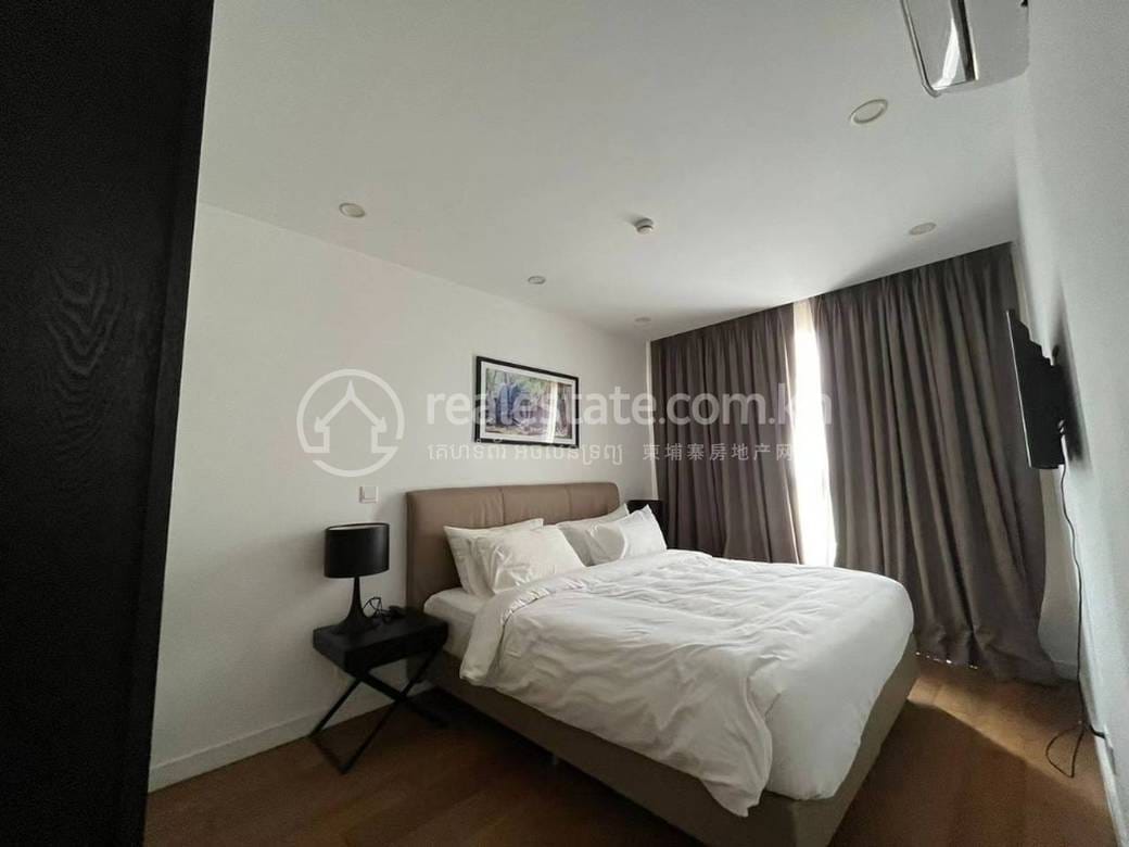 Chamkarmon Condo For Rent in Chamkarmon