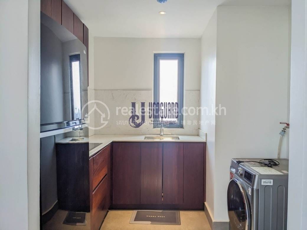 Apartment For Rent with 1 Parking Space