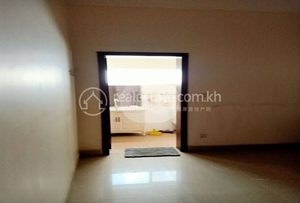 Toul Kork别墅出租，价格$2,500