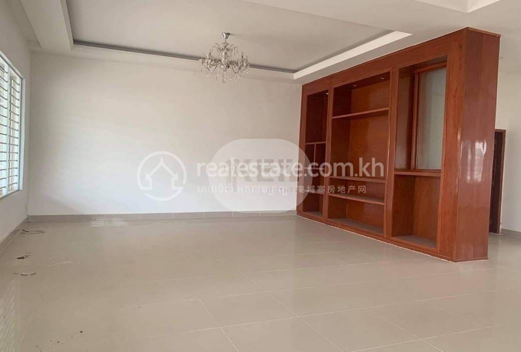 Phleung Chheh Roteh平房出售，位于Phleung Chheh Roteh