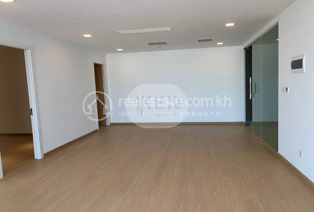 7 Makara Offices For Rent in 7 Makara
