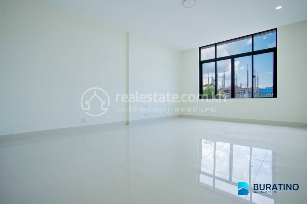 MeancheyCommercialShophouse出售，位于Meanchey