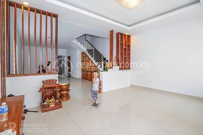 Furnished Link House For Sale