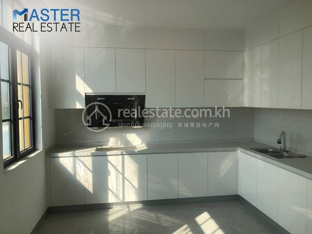 Meanchey459平方米使用面积店屋For Sale & Rent