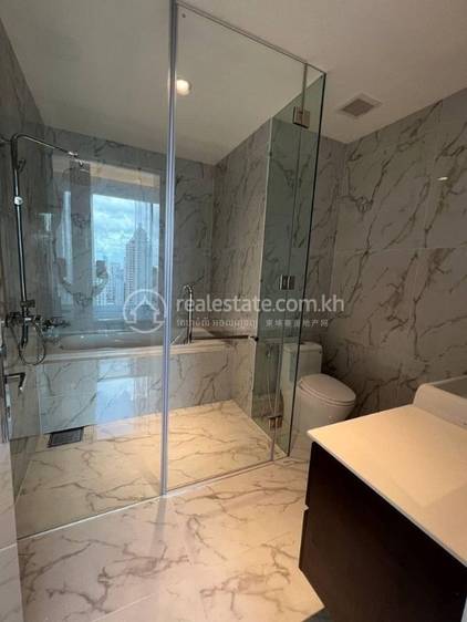 Condo For Rent in BKK 1, Boeng Keng Kang, Phnom Penh
