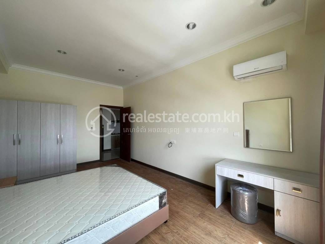 Chroy Changvar Condo For Rent in Chroy Changvar