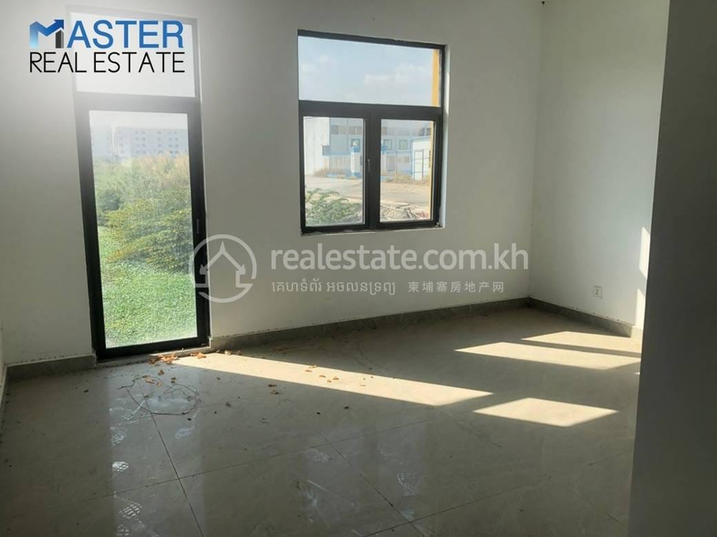 带2个停车位的店屋For Sale & Rent