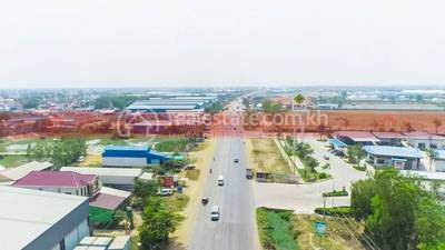 4.9-Hectare-Land-for-Urgent-Sale-Along-NR4-Kandal-Province-img3.jpg