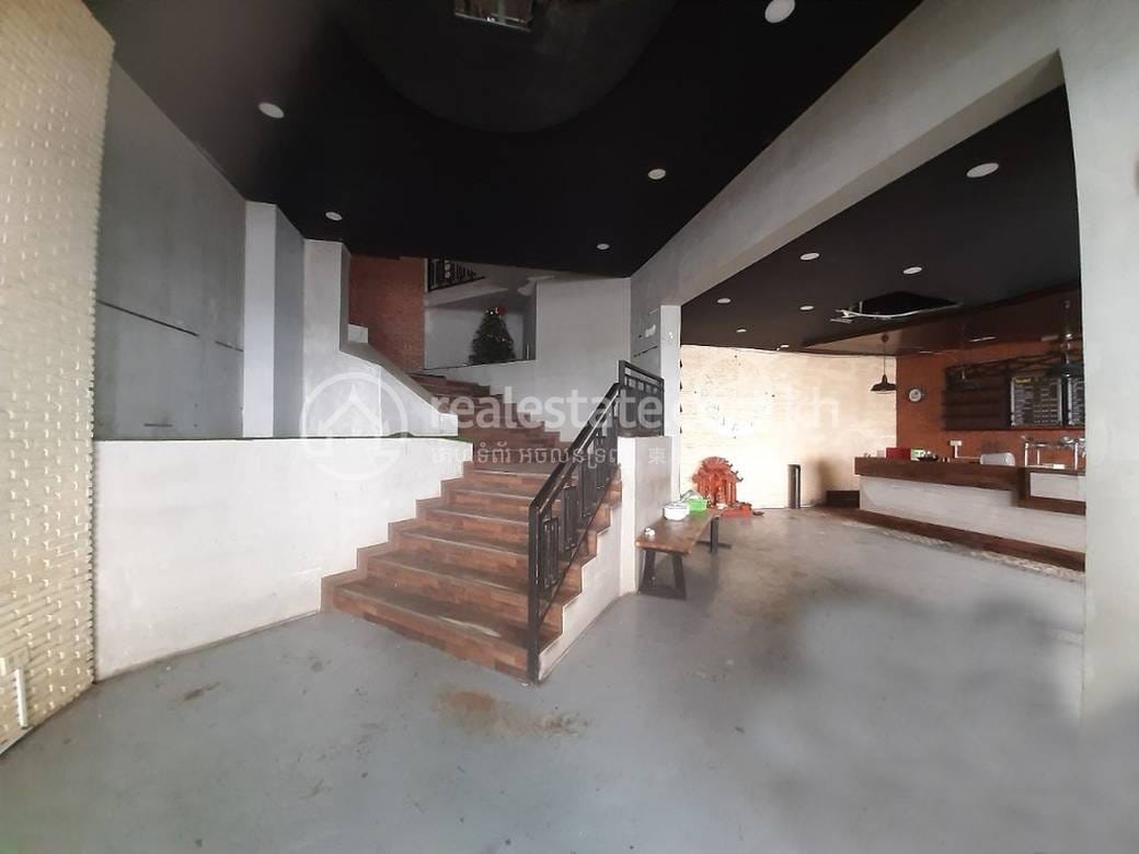 Daun Penh建筑出租，价格$8,000