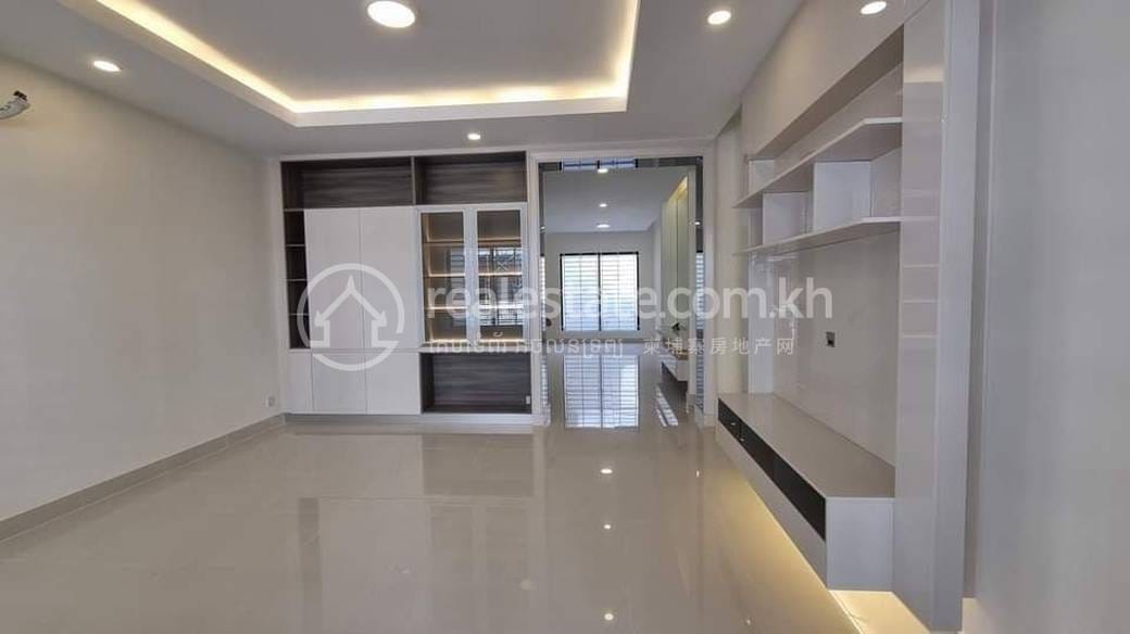 Villa For Rent in Cheung Aek, Dangkao, Phnom Penh
