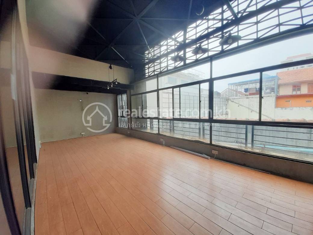 Srah Chak建筑出租，位于Srah Chak