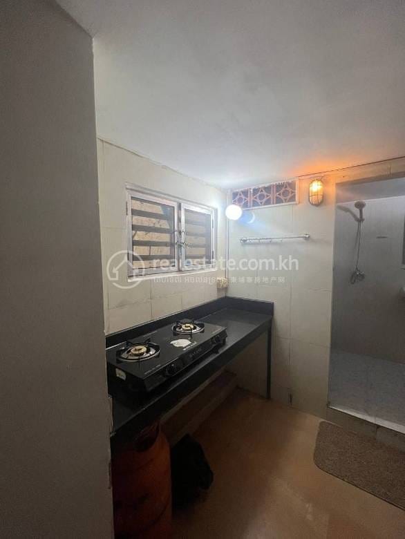 Phsar Chas Apartment For Rent in Phsar Chas