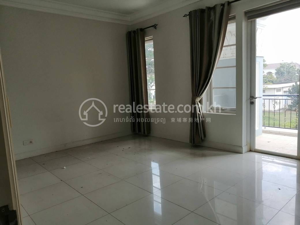 Grand Phnom Penh International City | Willa Na sprzedaż z 1 miejscem parkingowym
