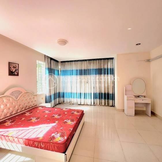 วิลล่า สำหรับเช่า ใน Chbar Ampov $850