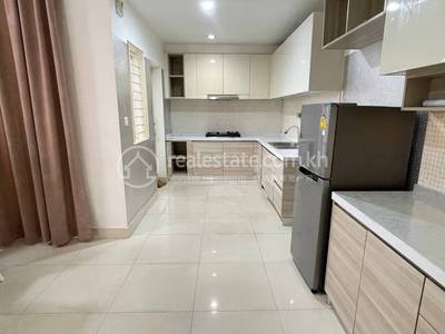 road No.1 1 International, និរោធ, ច្បារអំពៅ, ភ្នំពេញ