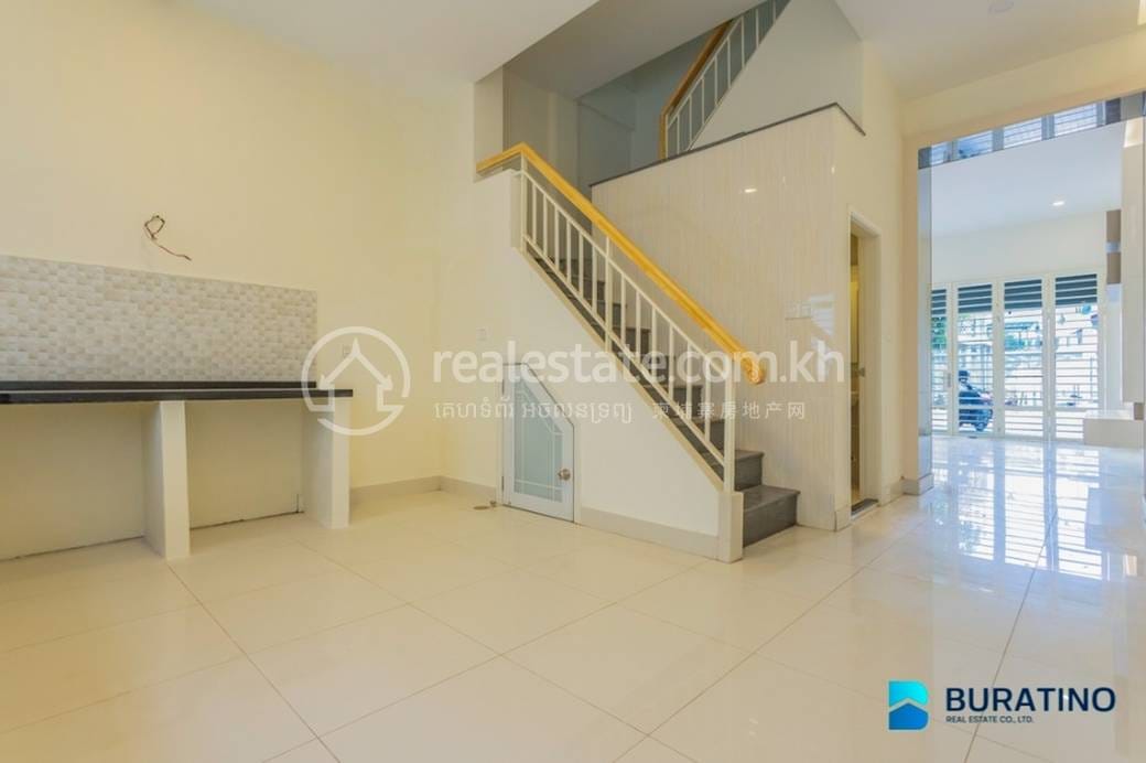 Chak Angrae KraomCommercialShophouse出售，位于Chak Angrae Kraom