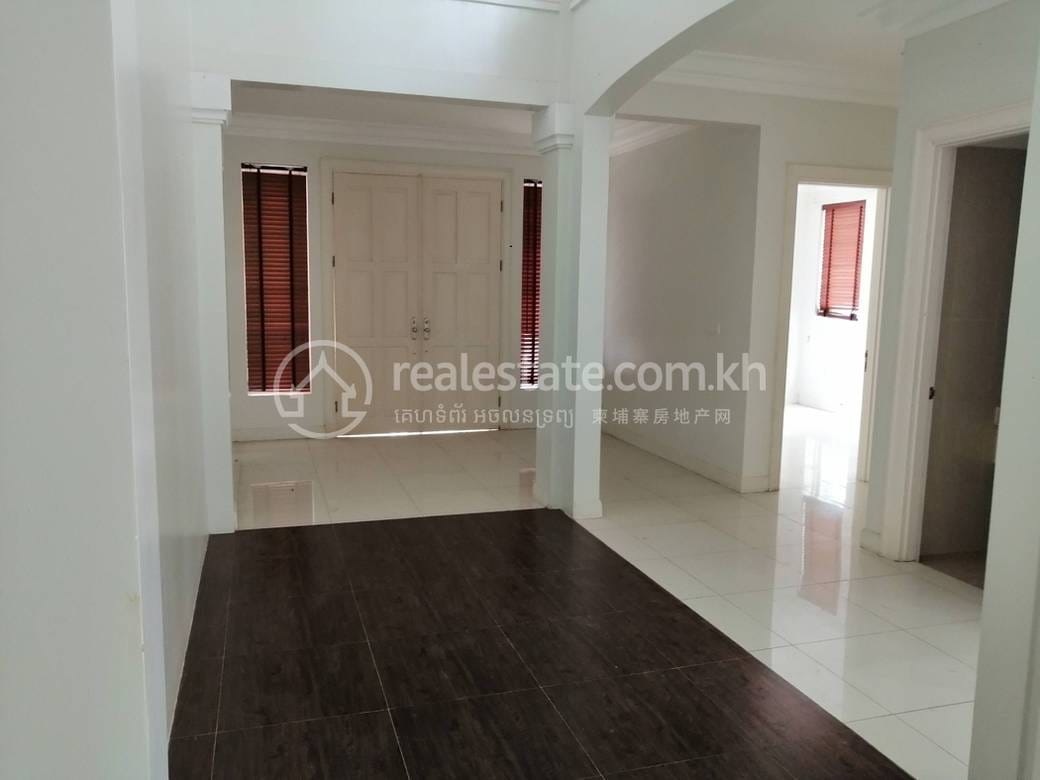 Grand Phnom Penh International City | $425,000 Willa